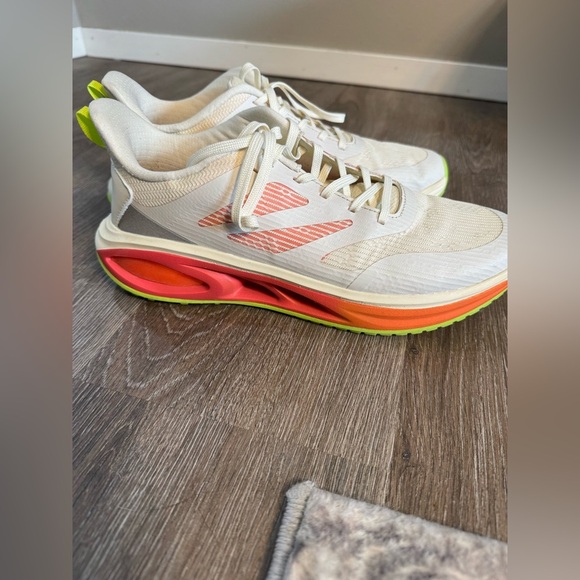 5/$25 Avia Stylish White and Pink Women's Sneakers - Picture 8 of 8